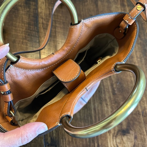 J. Crew | Bracelet Bucket Bag in Italian leather - Picture 6 of 11